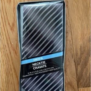 New in box, Men’s Necktie 51” x 3.75”